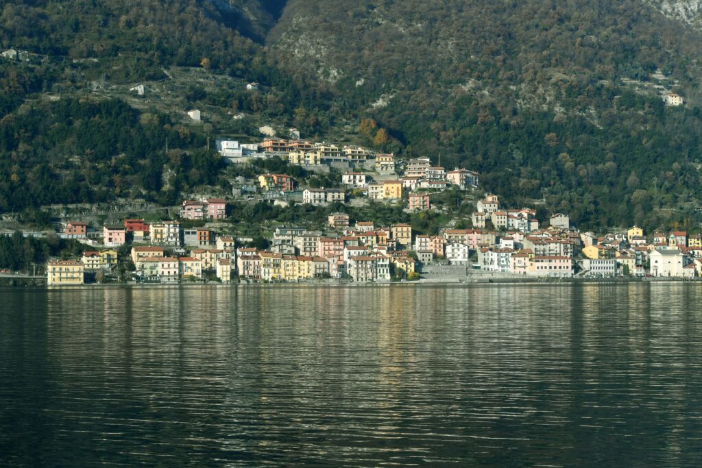 Turismo lacuale 2026: i laghi protagonisti dell’estate Open Air